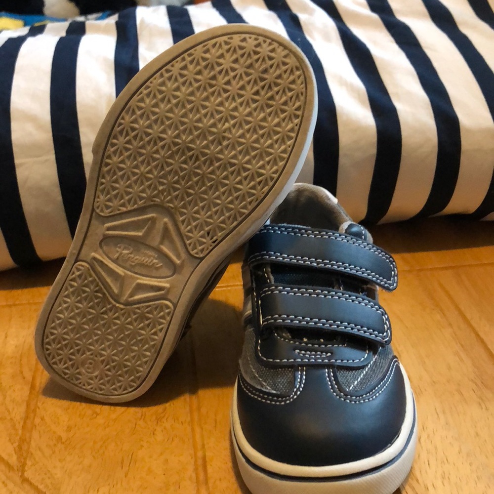 Velcro Sneaker